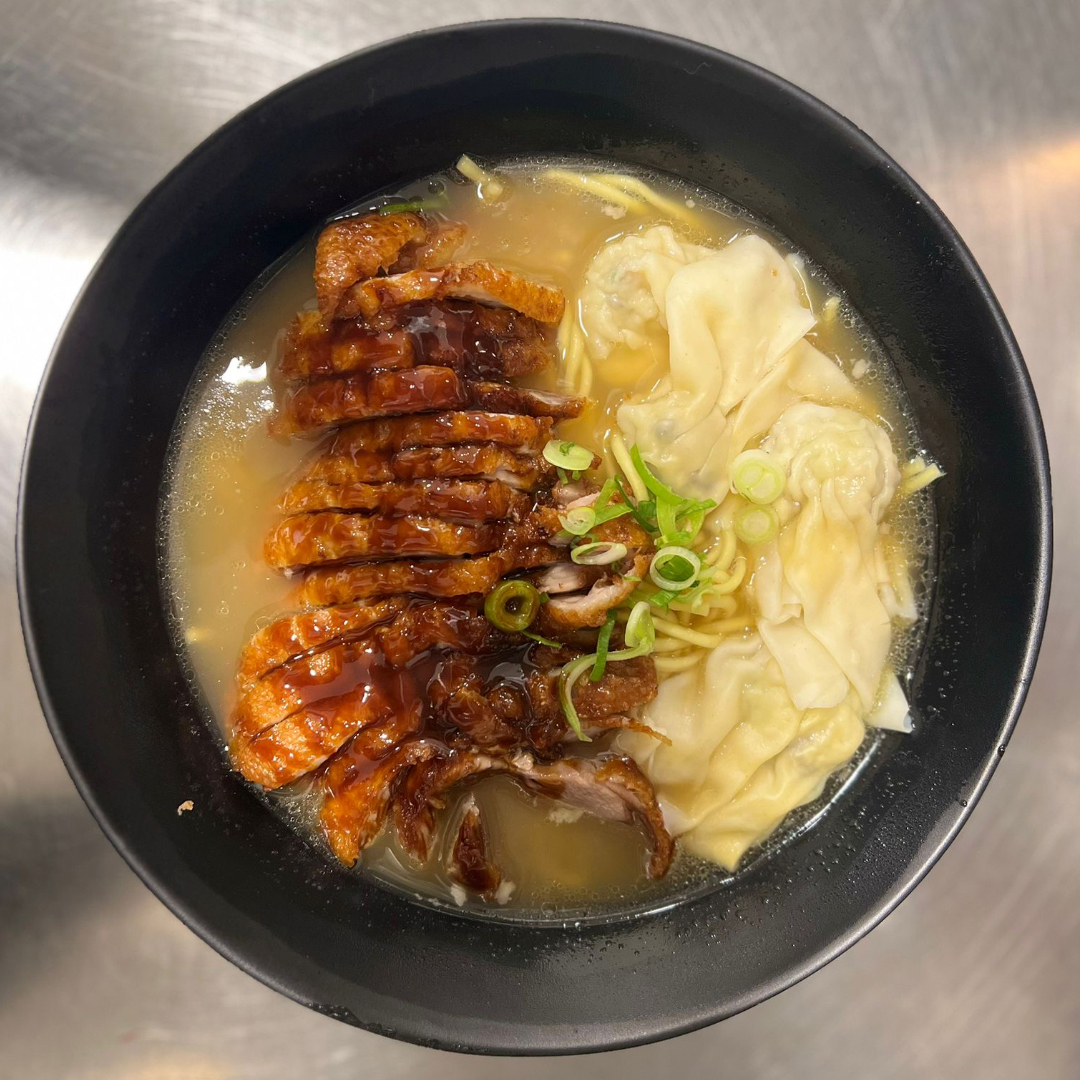 Puesto 2. Ramen Wok